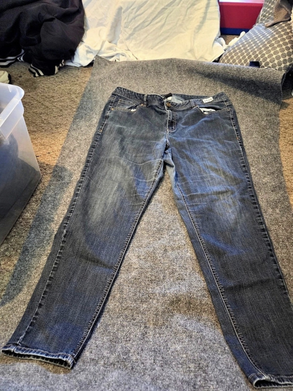 Maurices Women's Straight Leg Jeans Waist 20 Blue